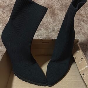 Mix No. 6 Black Heeled Boots with Stretchy Knit Fabric and Ankle Height